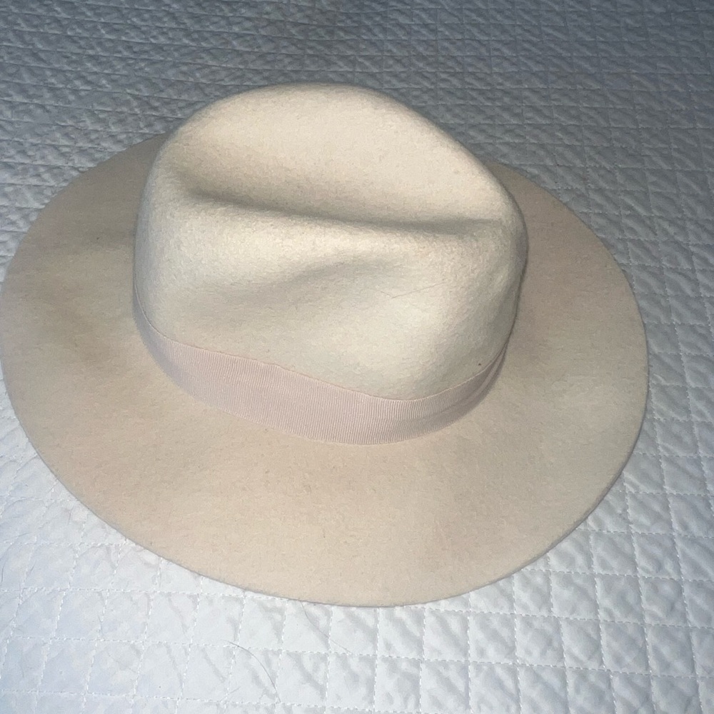 Express Cream Fedora Hat